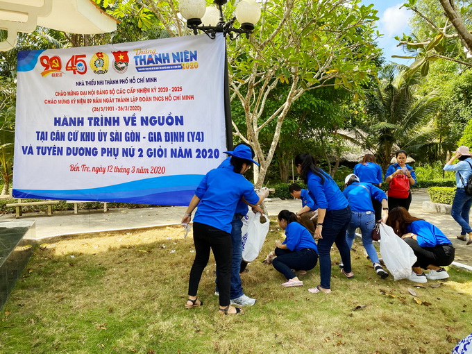 Sinh hoạt chủ điểm tháng 3 - Hành trình về nguồn tại Khu di tích Căn cứ Khu ủy Sài Gòn - Gia Định