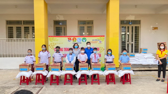 Hội nghị tổng kết và Hoạt động đón xuân Nhâm Dần - Nhà Thiếu nhi Quận Bình Tân