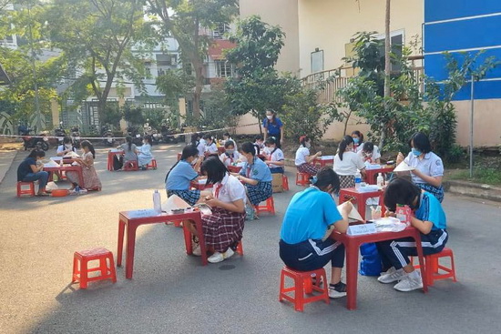 Hoạt động mừng Xuân mừng Đảng - Nhà Thiếu nhi Quận 7