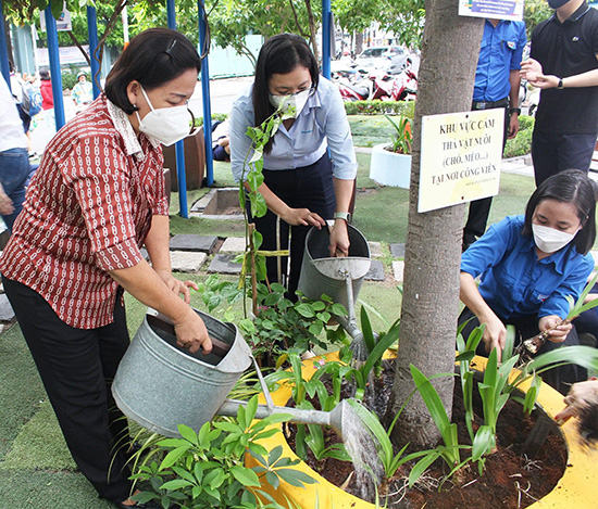 Khánh thành Sân chơi Thiếu nhi - Nhà Thiếu nhi Quận 4