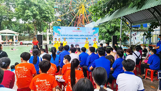 Tập huấn kỹ năng phòng, chống đuối nước - Nhà Thiếu nhi Thành phố Thủ Đức