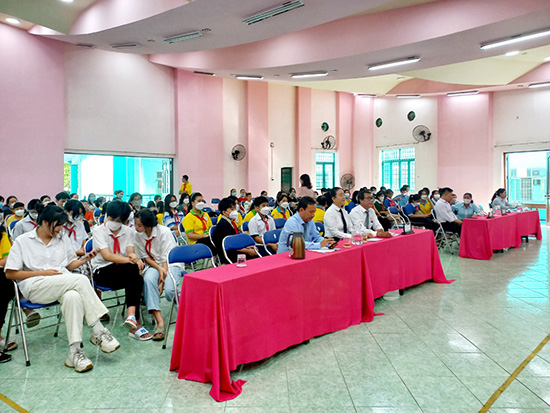 Tổ chức tuyên truyền và trợ giúp pháp lý cho trẻ em, học sinh - Nhà Thiếu nhi Quận 12