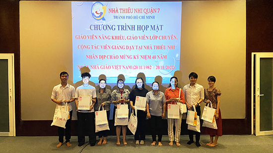 Hoạt động chào mừng ngày 20/11 - Nhà Thiếu nhi Quận 7