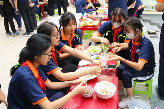 Hội thi chúng em vào bếp - Nhà Thiếu nhi Quận 3