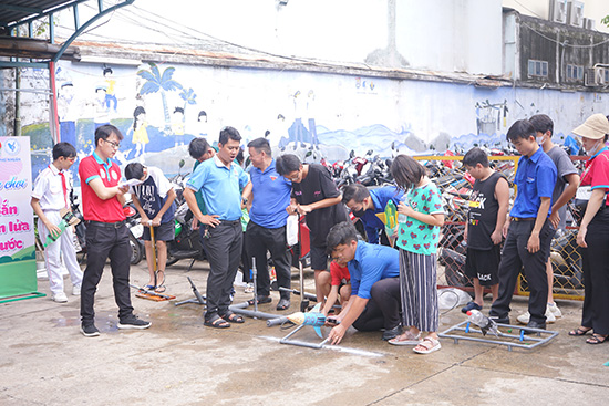 Lễ ra mắt Liên đội, Chi đội tạm thời và Ngày hội thiếu nhi với Khoa học đời sống - Nhà Thiếu nhi Quận Phú Nhuận