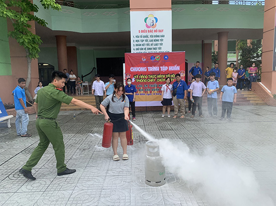 Chương trình tập huấn kỹ năng thực hành xã hội - Nhà Thiếu nhi Quận Tân Bình