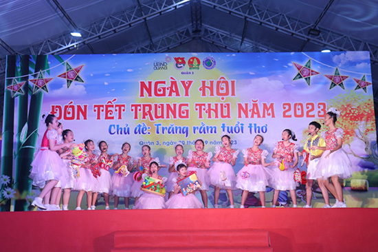 Ngày hội Trăng rằm tuổi thơ - Nhà Thiếu nhi Quận 3