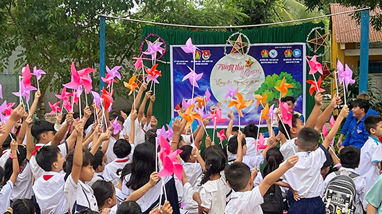 Hành trình Chia sẻ yêu thương Tết Trung thu năm 2023 - Nhà Thiếu nhi Quận Phú Nhuận