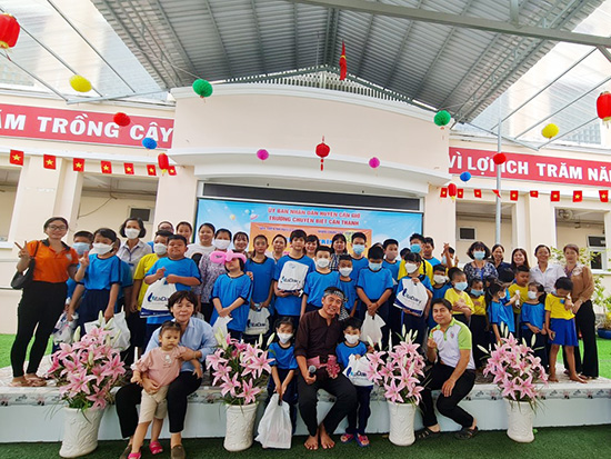 Chương trình kết nói yêu thương Tết Trung thu - Nhà Thiếu nhi Huyện Cần Giờ
