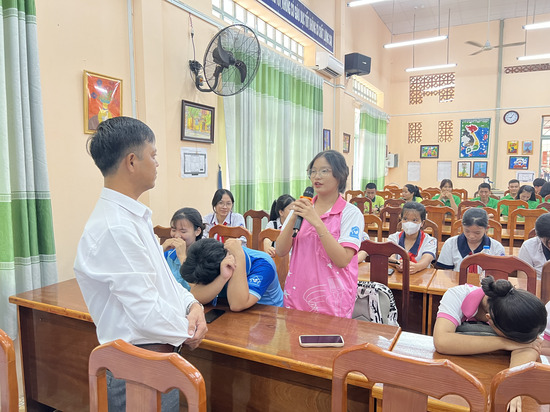 Hoạt động hướng nghiệp và trải nghiệm nghề nghiệp - Nhà Thiếu nhi Huyện Bình Chánh