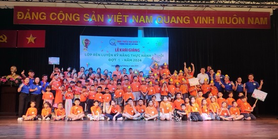Khai giảng lớp Rèn luyện kỹ năng thực hành xã hội hè năm 2024 - Nhà Thiếu nhi Quận 7